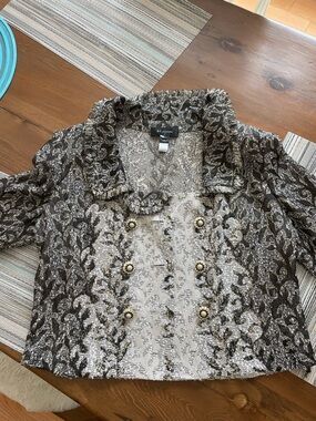 St.John $1000 Metallic Tweed Jacket Blazer Silver, Black, Cream Size 16 PTP 22”